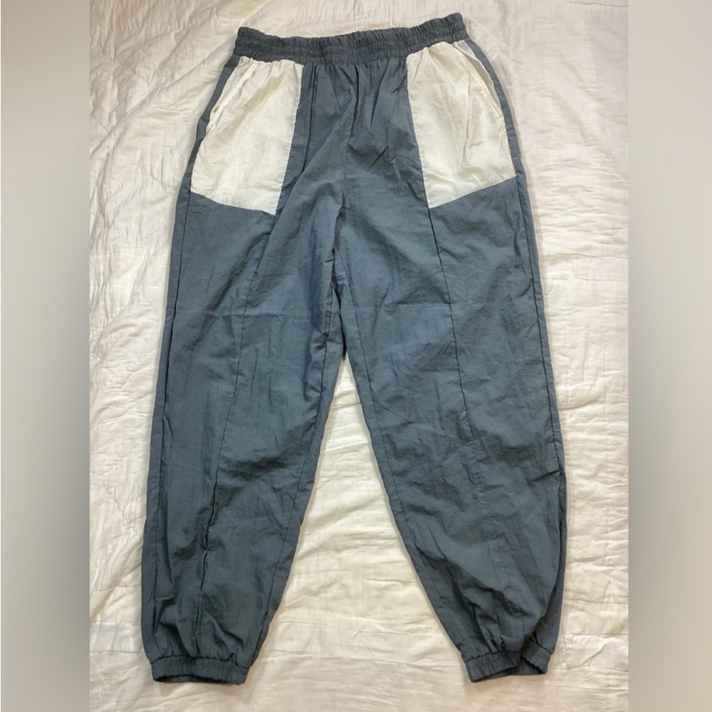 Fabletics Kickback Two Tone Nylon Track Windpants… - image 1